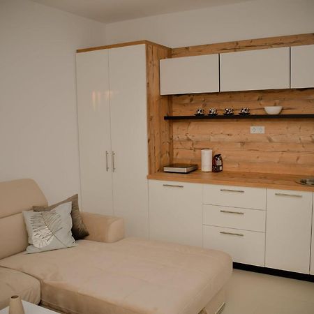Bujroom Apartments ซาราเยโว ภายนอก รูปภาพ