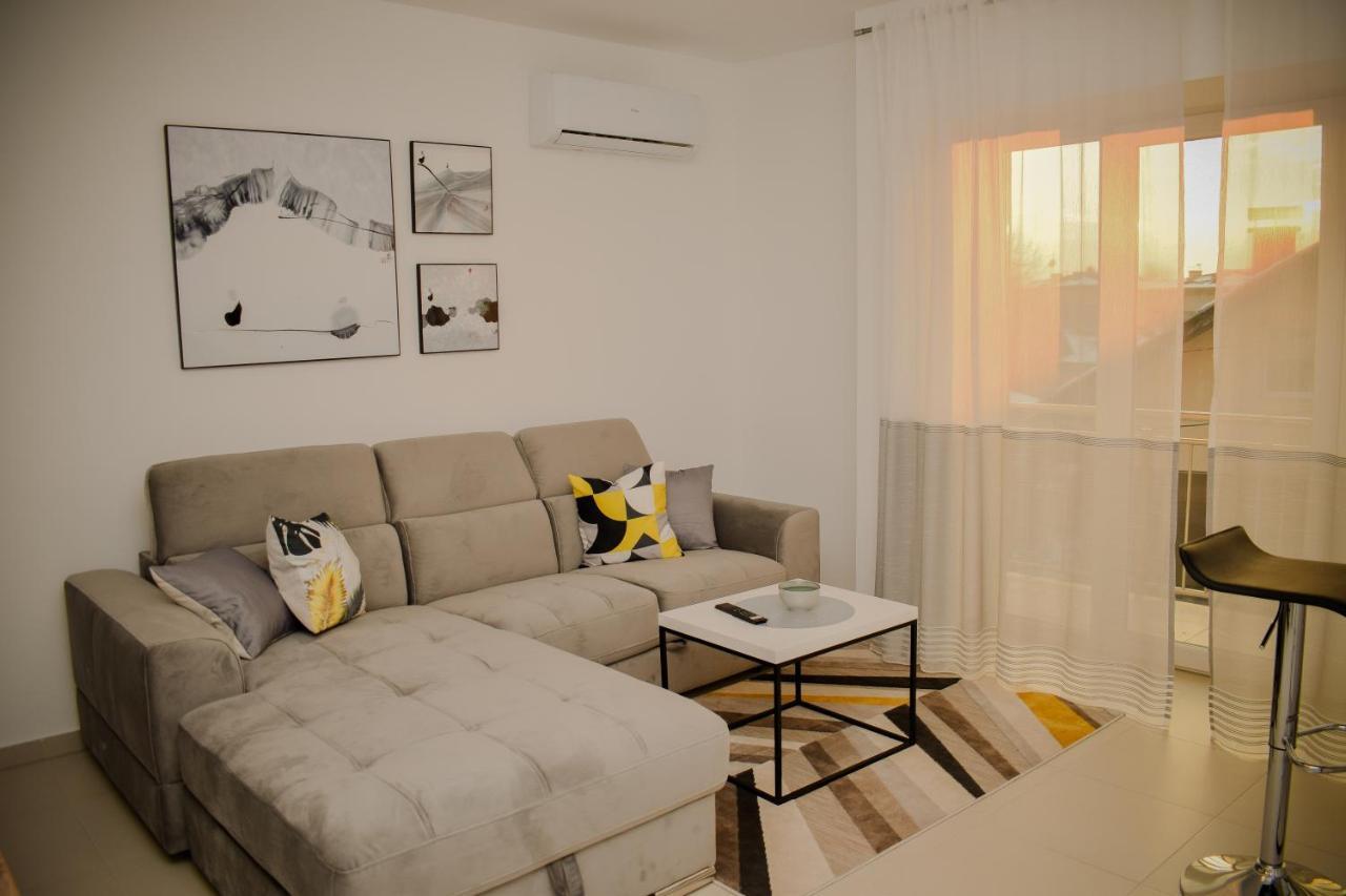 Bujroom Apartments ซาราเยโว ภายนอก รูปภาพ
